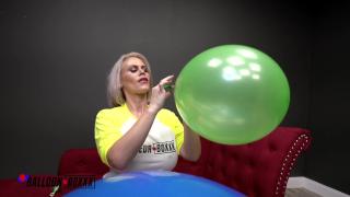 Bit Titty MILF Casca Akashova Blows 2 Pop & SUCKS Cock - Balloon Boxxx 3