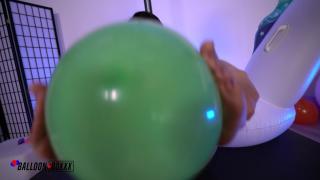 Mina Moon - Unicorns & Balloons Fantasy Strip Show - Balloon Boxxx 7