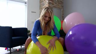 Rachael Cavalli Humps Ballons & Masturbates - Balloon Boxxx 2
