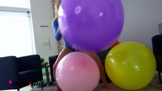 Rachael Cavalli Humps Ballons & Masturbates - Balloon Boxxx 3