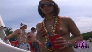 Freaky Girls Party Naked in Lake of the Ozarks