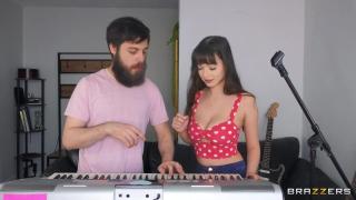 Brazzers - Sexy Big Tits Babe Jessica Starling Seduces her Music Teacher Vitaly Vox 3