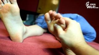 Sleepy Feet Massage (POV Foot Worship, Close up Feet, Bare Feet, Foot Massage, Sexy Feet, Nice Toes) 11