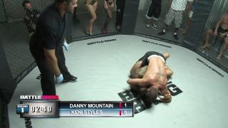 MMA Fighter Gets Tight Pussy Prize for Winning the Match 3