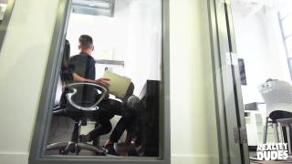 Reality Dudes - Sean Peek Sneaks into the Office to get under the Desk and Suck Eddie Rabbit's Cock 7