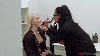 Lesbea - Lexi Dona Starts Making out with her Sexy Makeup Artist Marilyn Sugar in the Dressing Room 2