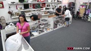XXX PAWN - Amber Marie Summers Takes Dick from Store Owner for some Travel Money 3