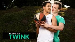 NextDoorTwink - Handsome Scott Finn Helps Ebony Twink with his Form