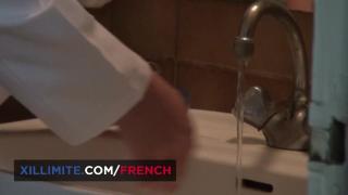 Anal Quickie in the Toilet with Young Woman 3