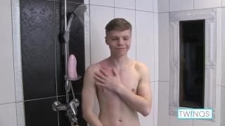 Cock Craving Twink James Jacks off and Shoots his Sticky Cums all over his Belly! 2
