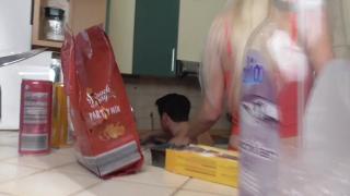 MISTRESS LYNNA EDUCATE HOUSESLAVE TO CLEANING BOY! 4