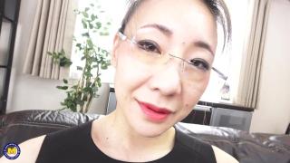 JAPANESE UNCENSORED! Mature Secretary Gets a Creampie during the Interview 3