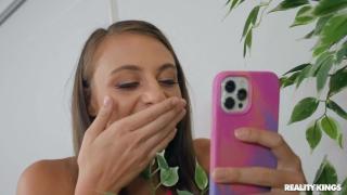 Reality Kings - Gia Derza & Ava Sinclaire are Bored & they Decide to Prank & Fuck the Delivery Guy 3