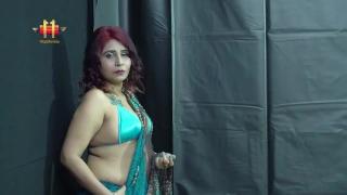 Indian Horny Bhabi Shows her Big Boobs and Squirt her Juicy Pussy 1