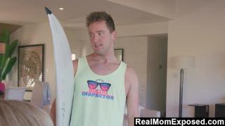 Oral Sex Horny Step-Mom Dana DeArmond Seducing her Innocent Surfer Step-Son FreeLifetimeBlack...