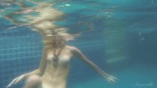 Blonde Pool Babe Wendy Swimming Nude under Water - Full Video! 4