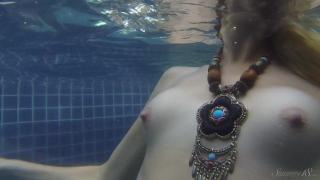 Blonde Pool Babe Wendy Swimming Nude under Water - Full Video! 6