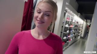 Mofos - Retail Girl Lucy Heart Gets her Pussy Pounded in every Position the Customer can Afford 4