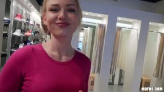 Mofos - Retail Girl Lucy Heart Gets her Pussy Pounded in every Position the Customer can Afford 5