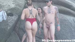 Sara Blonde y Katty Blake Son Captadas En Una Playa Grabando Porno 8