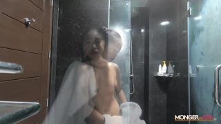 Sexy 18 Year old Filipina College Student Gets Creampied 5