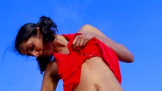 Skinny Indian Girlfriend did not Expect Hardcore Sex on the Beach 7