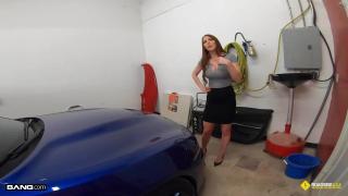 Roadside - Office MILF Brianna Rose Ended up Sucking and Fucking Mechanic for Faster Repairs - Pornhub.com 1