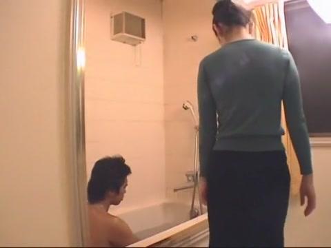 Fabulous Japanese slut Rino Sekiguchi in Exotic Shower, Mature JAV clip - 2