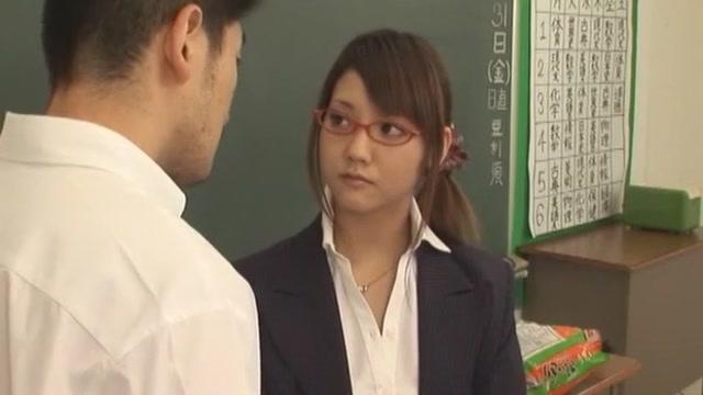Footworship Incredible Japanese girl Rei Mizuna in Fabulous Amateur, Compilation JAV scene Oral Sex
