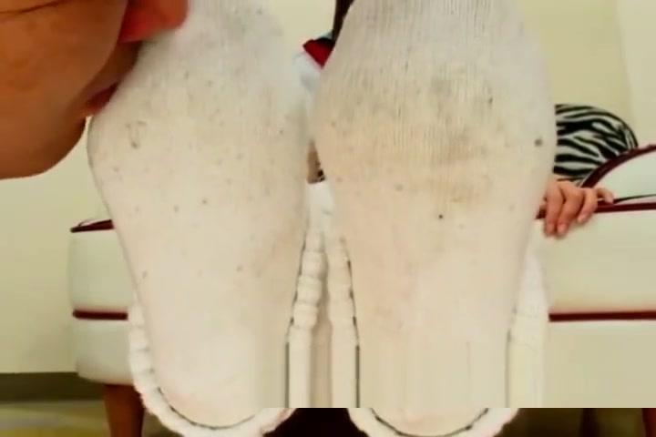 Amadora  Foot fetish Love white cotton socks JavPortal - 1