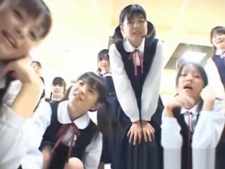 Amateur Vids  Asian students in the classroom are part6 Sloppy - 1