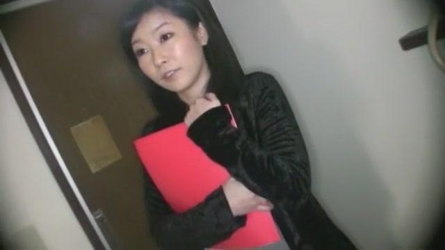 Amazing Japanese girl Satomi Kobayashi in Exotic Secretary, Big Tits JAV clip - 1